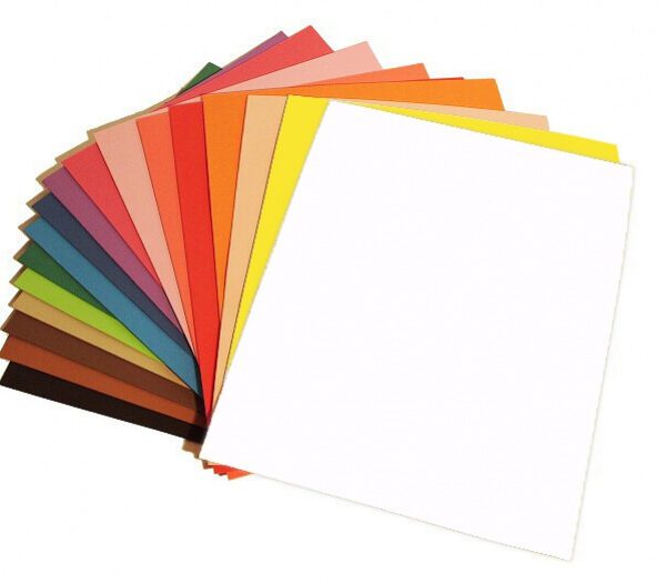 Pěnová guma 20x29cm bílá Vhodné pro práci s dětmi a vyrábění dekorací
