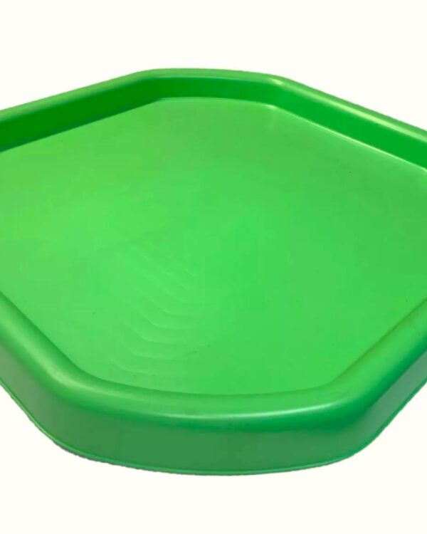 Senzorický tufový tác Tuff Tray MINI zelený Představujeme MINI senzorický tufový tác Tuff Tray pro děti. Je ideální pro kreativní hraní a objevování. Má robustní okraj