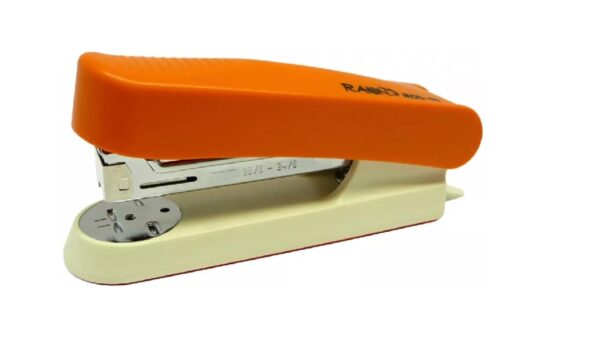 Sešívačka Raion MOD-45 30l. oranžová Sešívačka Raion MOD-45 30l. oranžová Plastová sešívačka Raion s kvalitními ocelovými komponenty