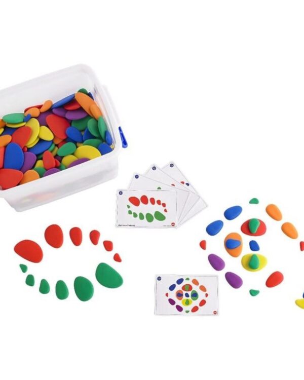 Barevné duhové kamínky smyslové set 252 ks Rainbow Pebbles classroom set je konstrukční a matematická pomůcka určená pro rozvoj jemné motoriky